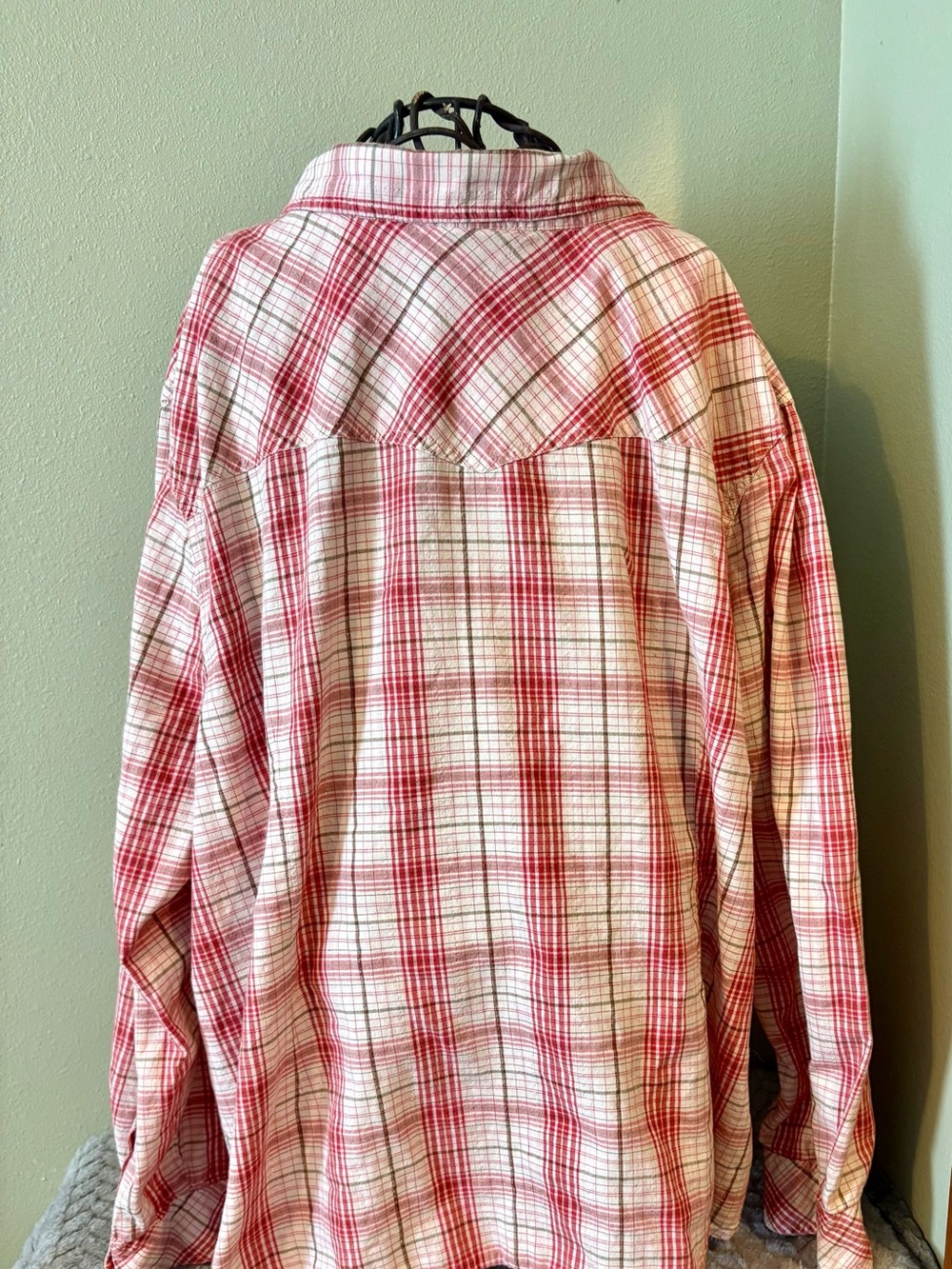 Pearl Snap Red Plaid Embroidered Women's Button-Up Long Sleeve Shirt - Picture 6 of 7